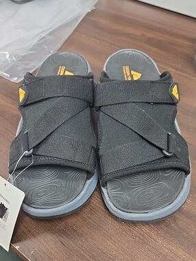 Ozark Trail Size 9 Black Grey Slip On Sandal